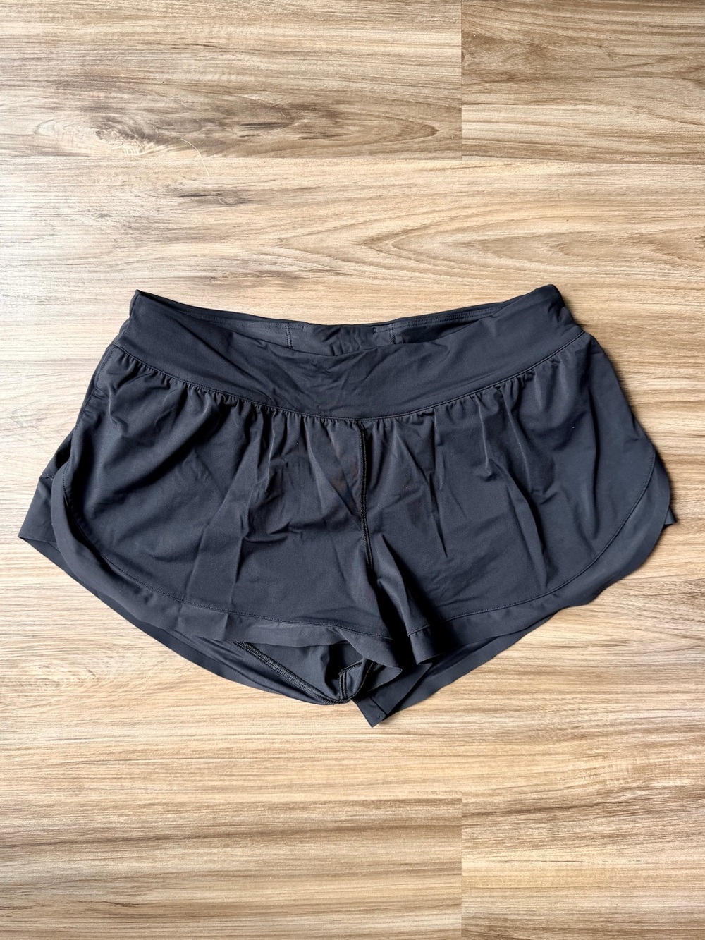 NWOT Lululemon surf short